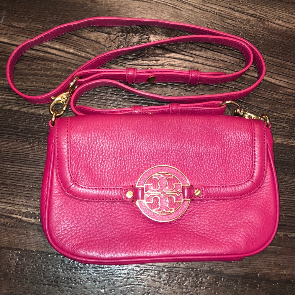 Magenta Leather Tory Burch Amanda Crossbody Bag